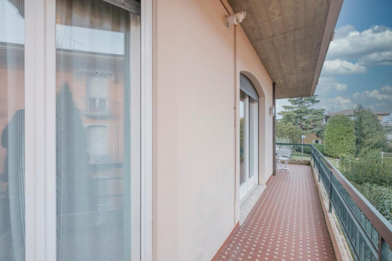 Aura Home Sirmione - 2 Bedrooms Apartment Exterior photo